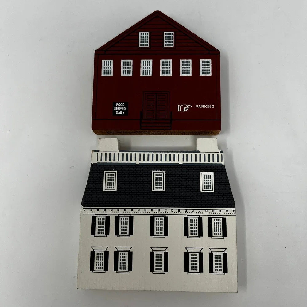 The Cats' Meow Village 1989 New England Christmas Series Shelf Sitters Set of 4